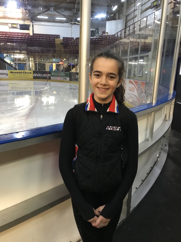 lily_bakhtiari's tweet photo. Had a great skate today... working hard for my Level 9 FM test next week and had some free skating practice.
#workingformyfuture #lovemysport #loveicedance #icedance #figureskating #fieldmoves #fun #edeaskates #gymshark #chiquesport #icerink #fun #dance #sport #mysport https://t.co/d2oQ1AgCJB