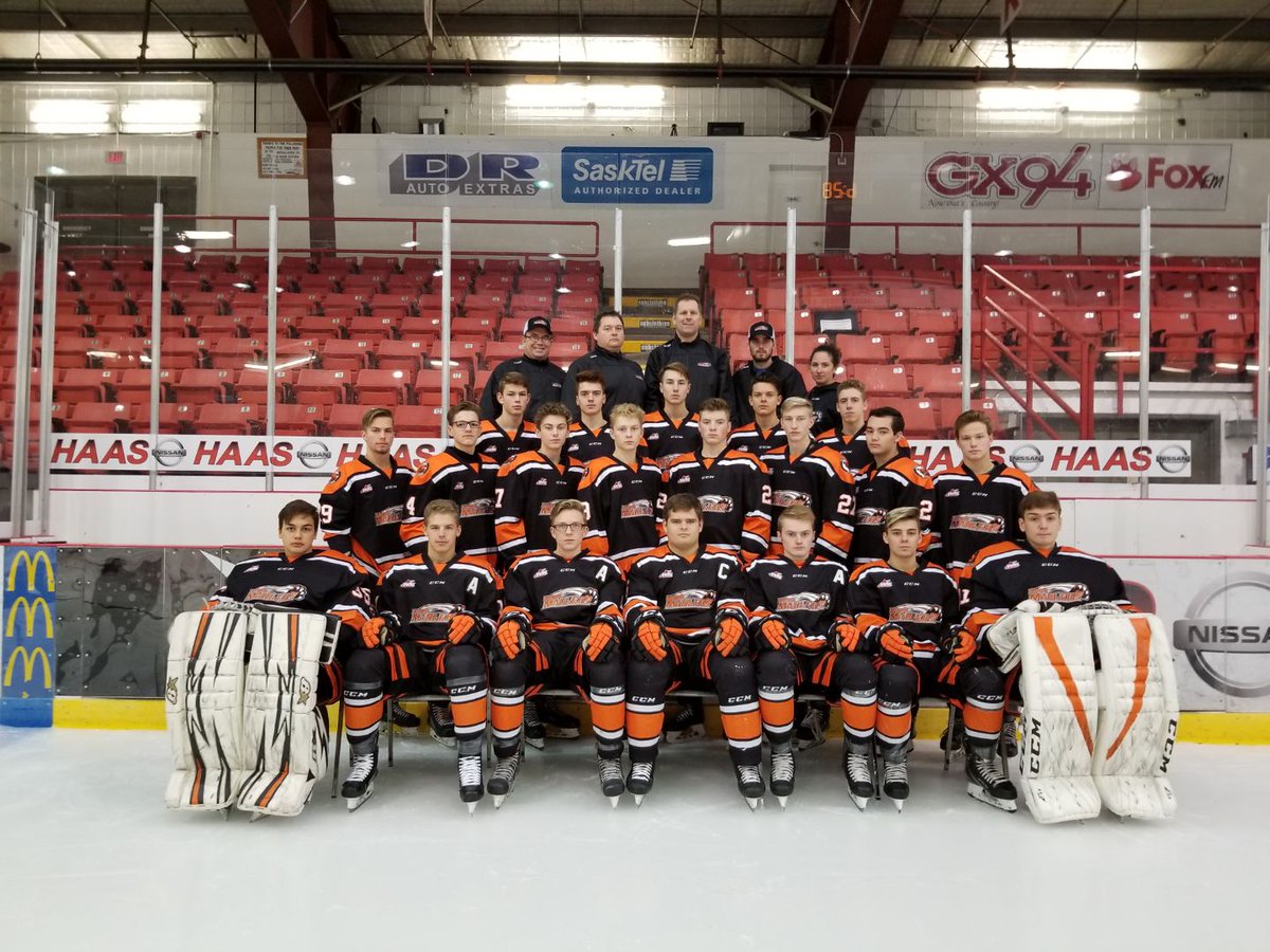 YorktonMaulers's tweet photo. Picture day!  
Presenting your 2018-2019 @RawTecMaulers #RawTec #Maulers  #Inspire https://t.co/8hz9BgOmT3