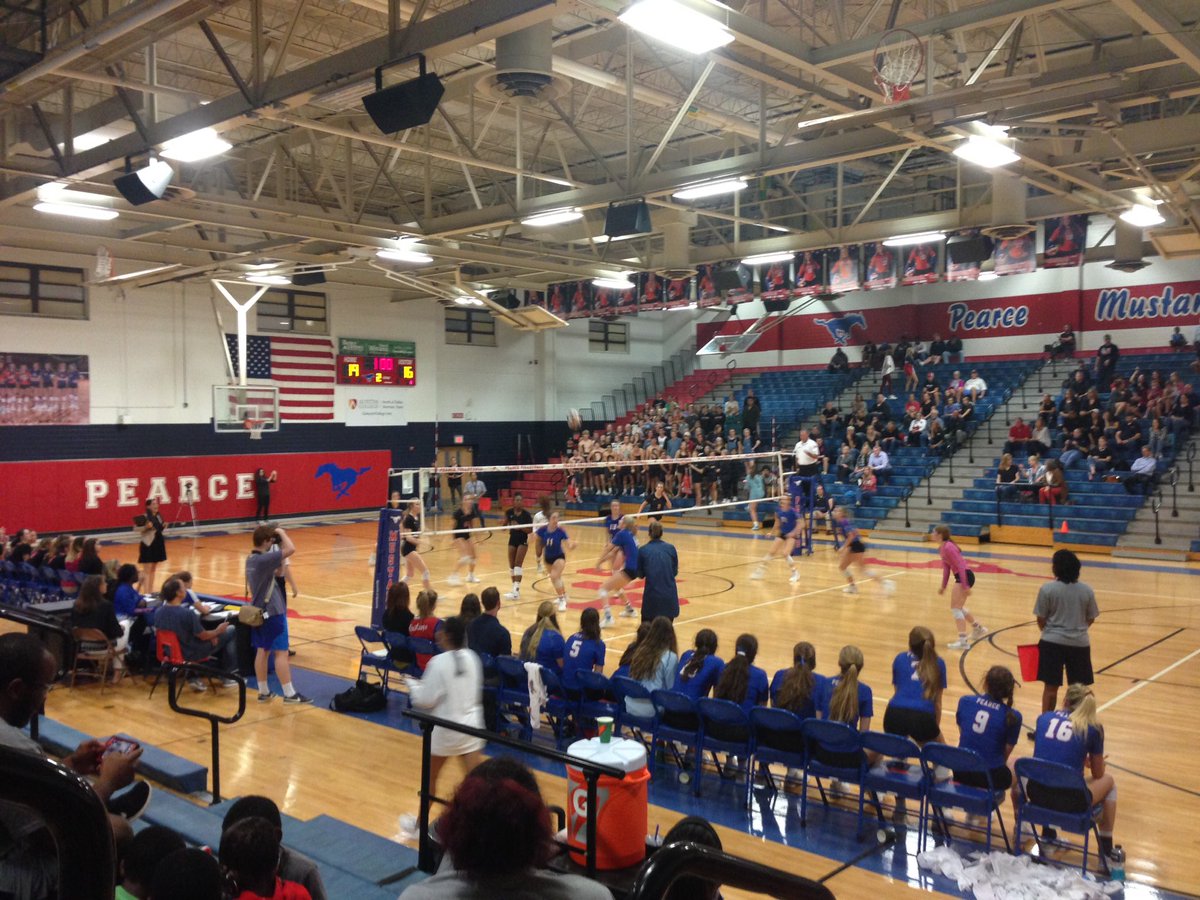 We're out here screaming our heads off for AVID's own Coach Johnson and @JJPVB vs lhhs. #letsgomustangs #wearepearce