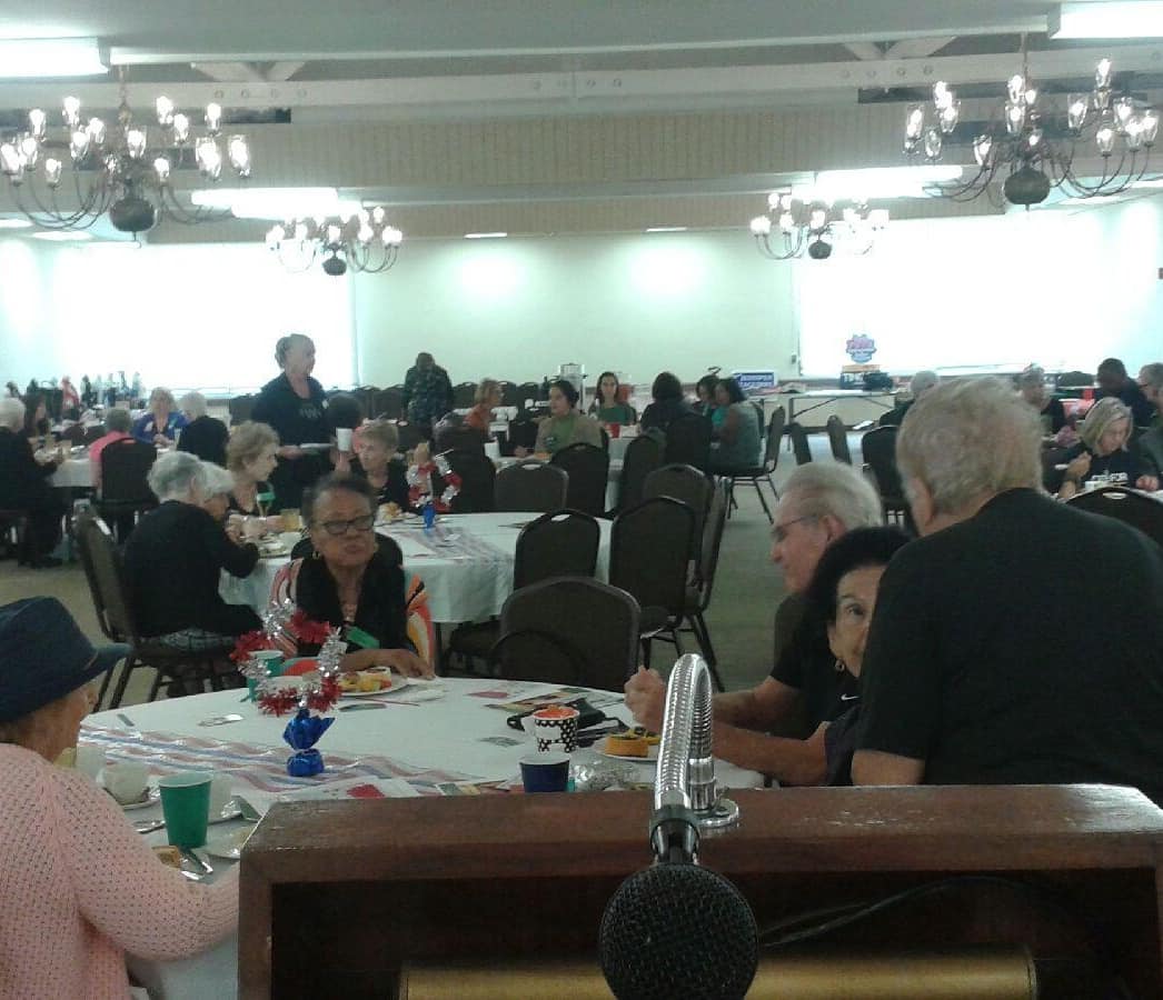 Jen4Mayor's tweet image. The GFWC Plantation Women's club had a mayoral forum and luncheon that was excellent! They do so much for the community and I am grateful for the opportunity to speak in front of them.

#Jennifer4Mayor #VoteForJennifer #JenniferForMayor #AGreenerFuture