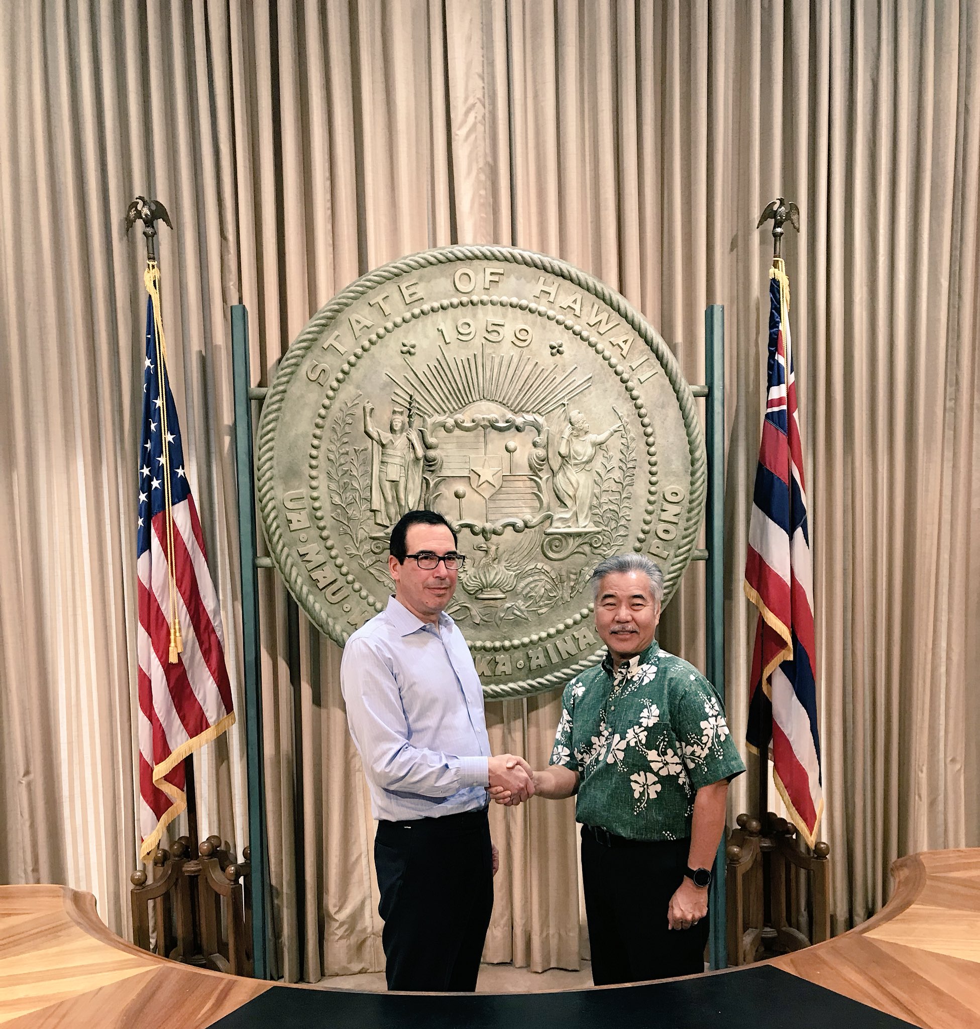 Steven Mnuchin on Twitter "Enjoyed meeting in Honolulu with GovHawaii