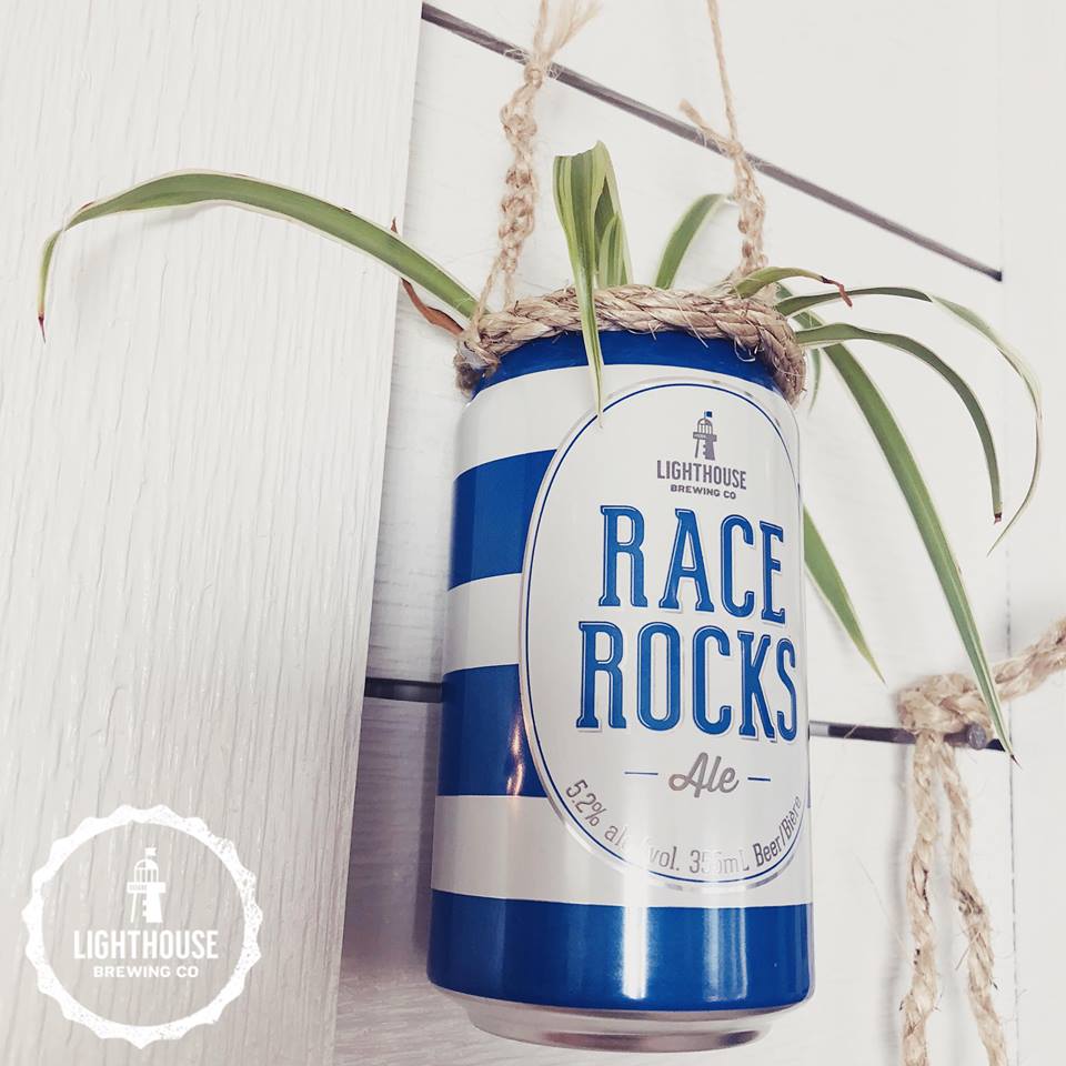 LighthouseBeer's tweet photo. Beauty is in the eye of the beer holder 💐
.
.
#craftbeerbeingcrafty #greenthumb #pinterestprojects #nailedit https://t.co/TQLJi9PuVo
