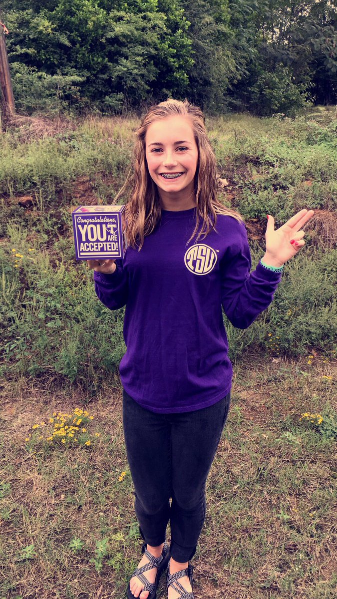 x_khm_x19's tweet image. #Tarletoncube  #bleedpurple  💟