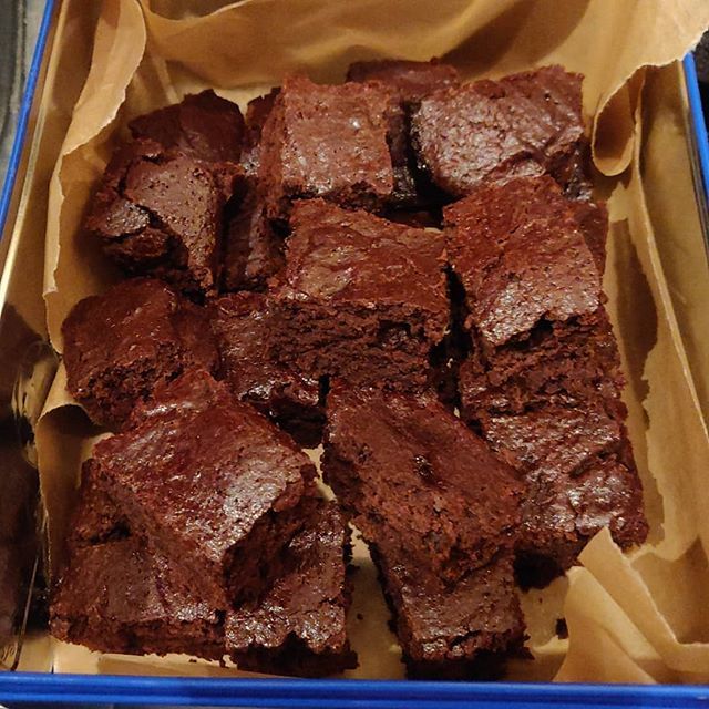 Gem_Hill's tweet image. Brownies for #midstest tomorrow 😁 ift.tt/2CxGiY5