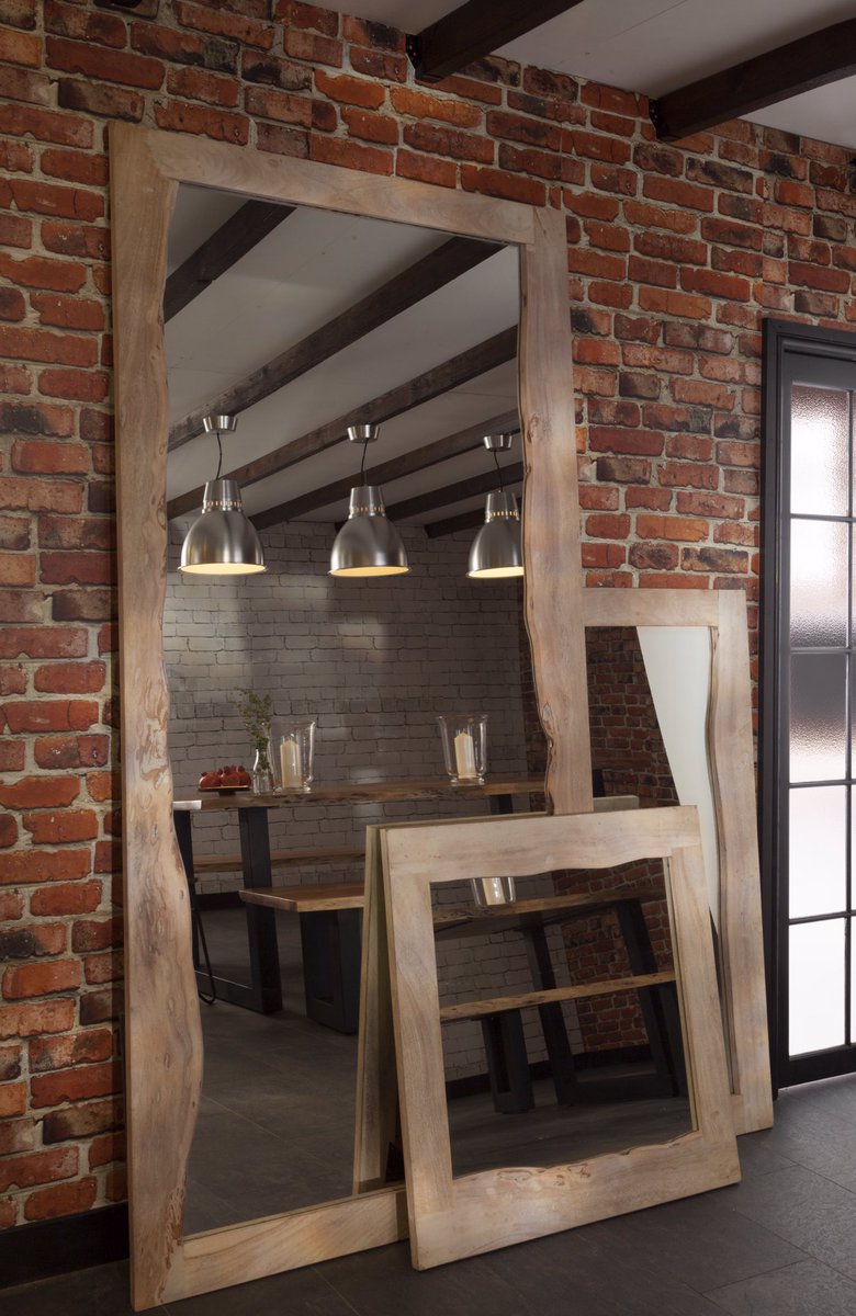 Fantastic Savings on these Live Edge Mirrors. Make a real statement shop now oliandgrace.co.uk/product-catego… #mirror #Interiors