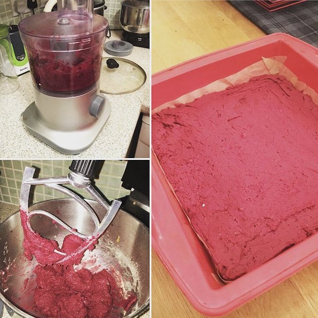 DIYProteinBars's tweet photo. LOOK! A reader made my #RedVelvet #DIYProteinBars! #Recipe in the @DIYProteinBars #Cookbook: https://t.co/KaQHUgIZsI #snack #vegan #protein #fitfam #cleaneating #nutbutter #proteinpowder #chocolate #healthyrecipe #healthyrecipes #healthyeating #foodblogger #recipes #glutenfree https://t.co/MkzimSXQfF