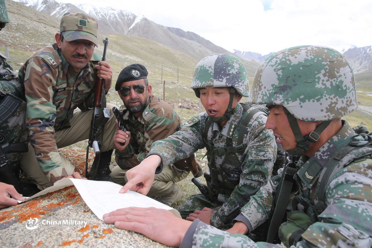ShaolinTom's tweet photo. My latest: China makes "largest arms deal" of its kind with Pakistan days after India signs $5 billion weapons sale from Russia. https://t.co/OZGhDDgVku https://t.co/s8hxwQsFld