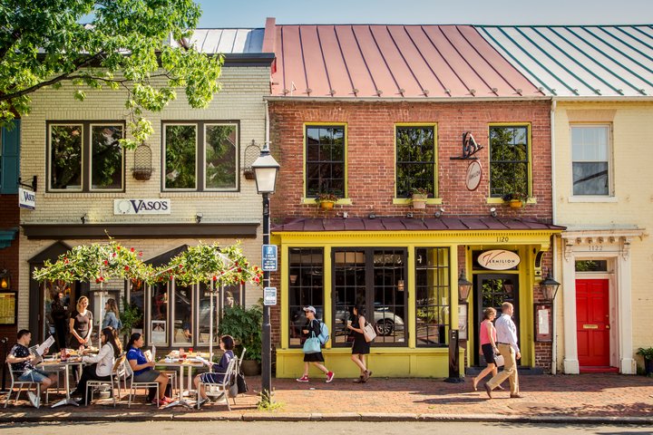 Thrilled that <a href="/AlexandriaVA/">Visit Alexandria VA</a> is the #4 Best Small City in the U.S. in the 2018
Condé Nast Traveler Readers’ Choice Awards! cntraveler.com/gallery/best-c…
