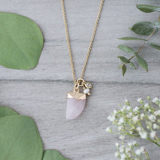 getglee's tweet photo. Come say Hi to Glee Jewelry @cmcdtla ☀️
Booth #140
#labelarray #cmcdla #getglee #gleejewelry #LA #california #LAX #jewelry #accessories #rosequartz #naturalstone #necklace #earrings #fallfashion #canadian #theeverygirl https://t.co/j41W7AKA8X
