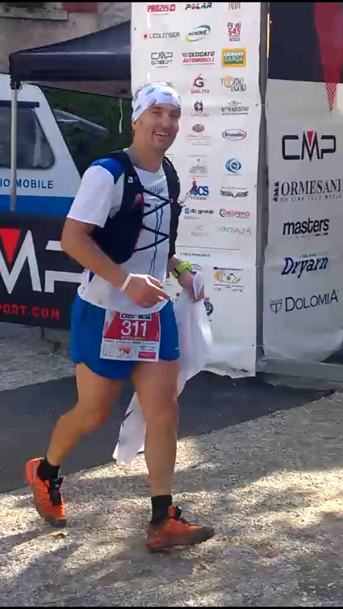 vitetta10's tweet photo. Una giornata meravigliosa nelle colline intorno a #bassanodelgrappa per la #cmptrail , una gara bellissima , organizzata al meglio da uno staff molto professionale . I mitici @elkx_mountain hanno fatto il resto ..trionfando nel 3โ tempo ! https://t.co/yKGgCr3URW