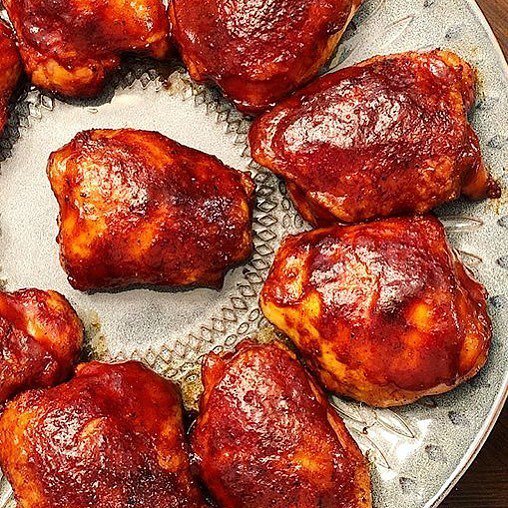 Thermapen's tweet photo. 📷: @jdfish2279 •
The glaze on these BBQ chicken thighs. •
#ThermoWorks #thermapen #chicken#poultry #wings #chickenbreast#chickenwings #smoke #smoker #smoked#bbq #barbecue #barbeque #food #foodie#meat #protein #paleo #glutenfree#temperature #digitalth… https://t.co/XKrJpgOTB7 https://t.co/lNbrBVvrEI