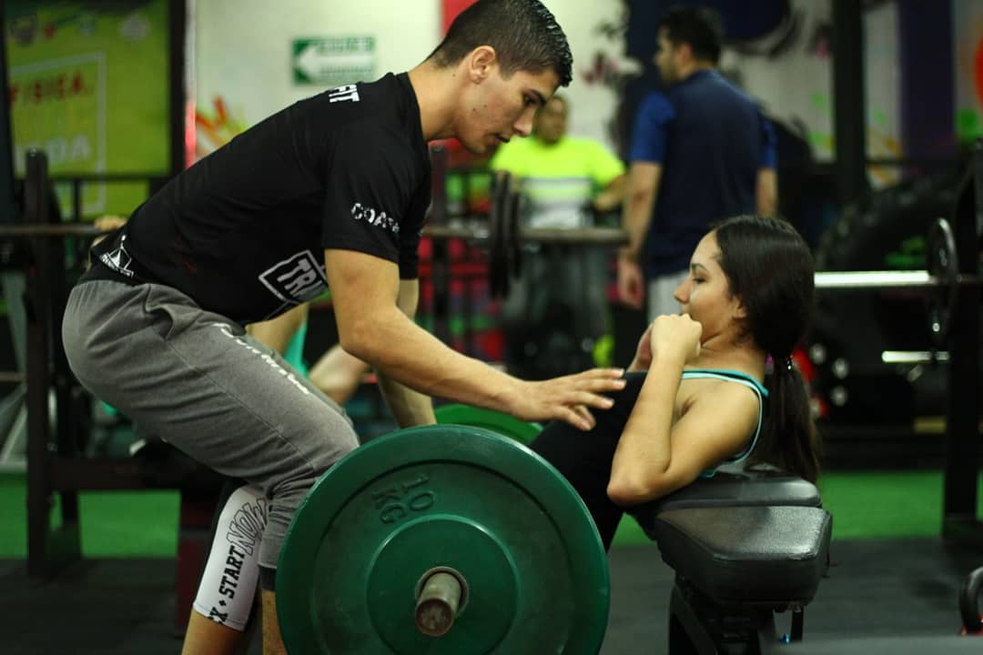 TrainingFit3's tweet image. ✊✌Nunca pares, nunca te conformes, hasta que lo bueno sea mejor y lo mejor sea excelente. Somos estilo de vida Training Fit.

ClubMiramar Barrancabermeja
#llegaronlosbre 😎👍
#TransformandoVidas #5años
#YoSoyTrainingFit