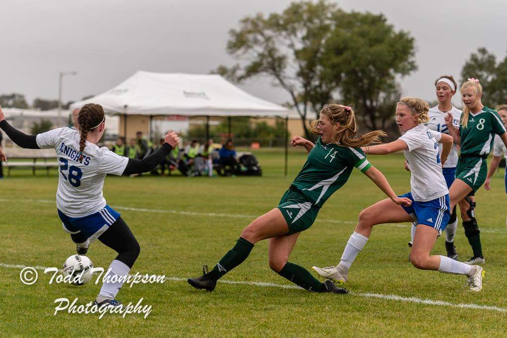 TThompsonPhotog's tweet photo. @ladygovsoccer win 2-0 over SF O'Gorman in semi-final action and advance to defend their state title. #sdpreps https://t.co/3O7dcjv9AN