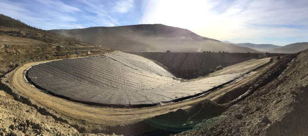 VictoriaGold's tweet photo. Check out the latest images from #EagleGold #YukonersAtWork #InvestYukon Can you spot the a) primary crusher b) secondary crusher c) heap leach pad? @InvestYukon @yukongov https://t.co/4WkN20ncNZ