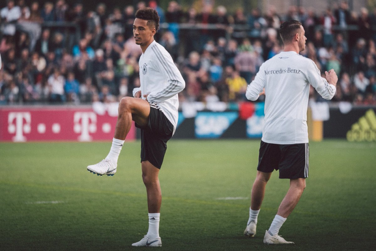 Happy to be back at @dfb_team 🇩🇪💯
___
#Nationsleague #berlin #goodmood #SWEEPER