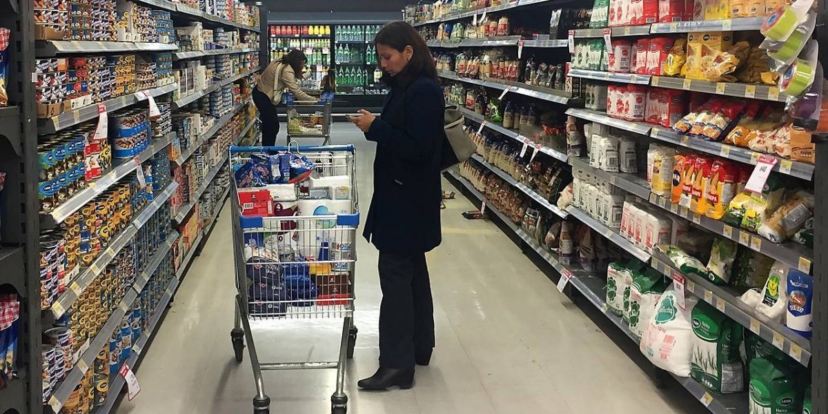 SuperLikers's tweet photo. El sondeo de Ceret confirmó que en promedio el 81,7% de los chilenos encuestados está satisfecho con su experiencia de compra. 
https://t.co/82Gw1bv9E6 https://t.co/OR72NZzMVh