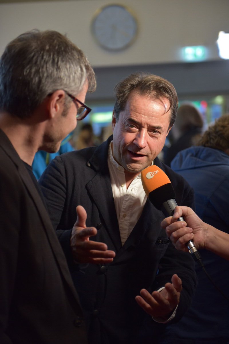 Mara_Thoni's tweet photo. Eine wirklich gute Zeit mit „So viel Zeit“ gehabt. Sehr empfehlenswert der Film 🎞, ausdrucksstark und Hammer Cast. @JanJosefLiefers #janjosefliefers @ArminRohde #matthiasbundschuh @ufafiction #sovielzeit #film #kino #frankgoosen #philippkadelbach https://t.co/xfbxvFFfyv