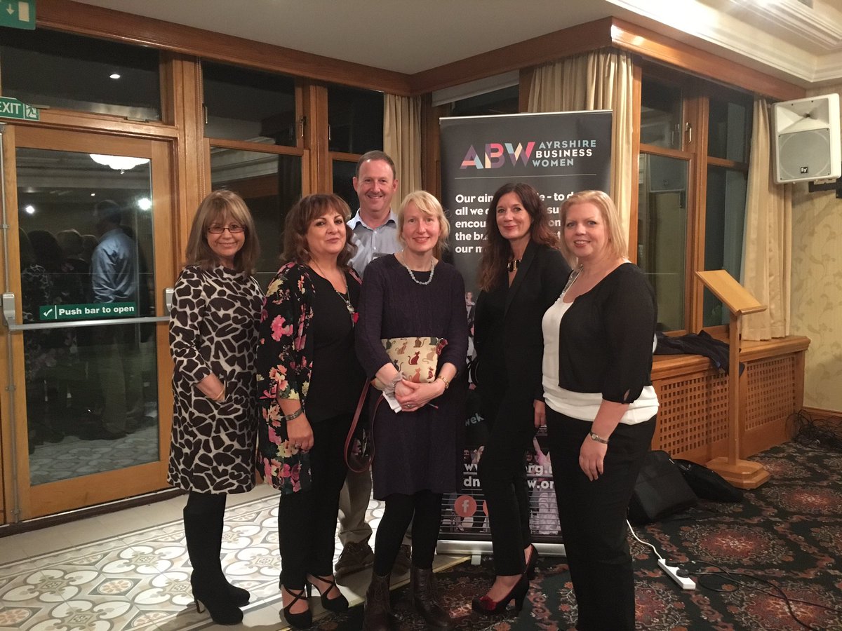 BusinessDeptAyr's tweet photo. Just experienced #DigitalDynamite @the_abw event with @AyrshireColl Business Team. Thanks Stephen @toowist for tonight’s insights #AWB18 #Ambition2Inspire #AwesomeAyrshire @AyrshireChamber https://t.co/szkfQt4gxr