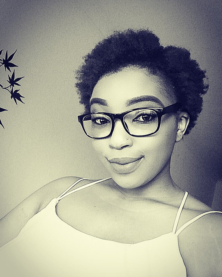 Noxiously15's tweet photo. Loving my natural hair 😍 https://t.co/PuZHQlCrxZ