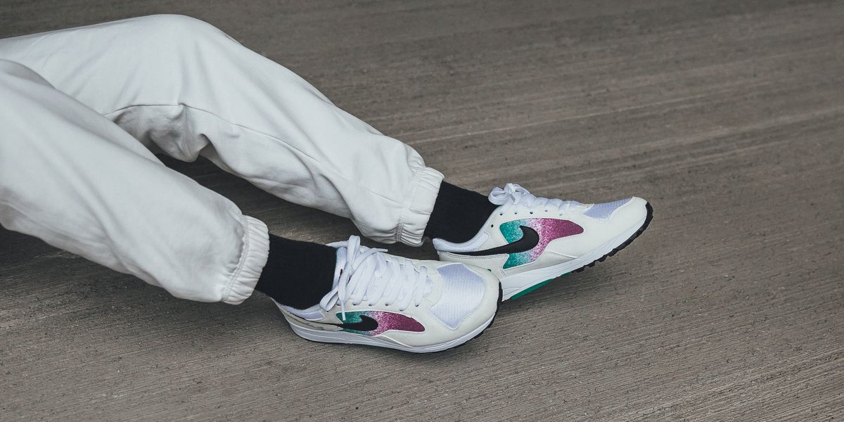 nike air skylon 2 clear emerald