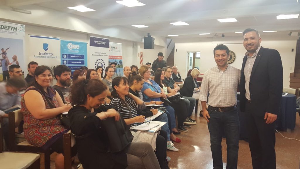Comienza el curso de marketing digital en nuestro salón junto <a href="/redcame/">CAME</a> <a href="/BazanJuan/">Juan Pablo Bazán</a> <a href="/jabereciartua/">jabereciartua</a> <a href="/BiancoDiego/">Diego Bianco</a>