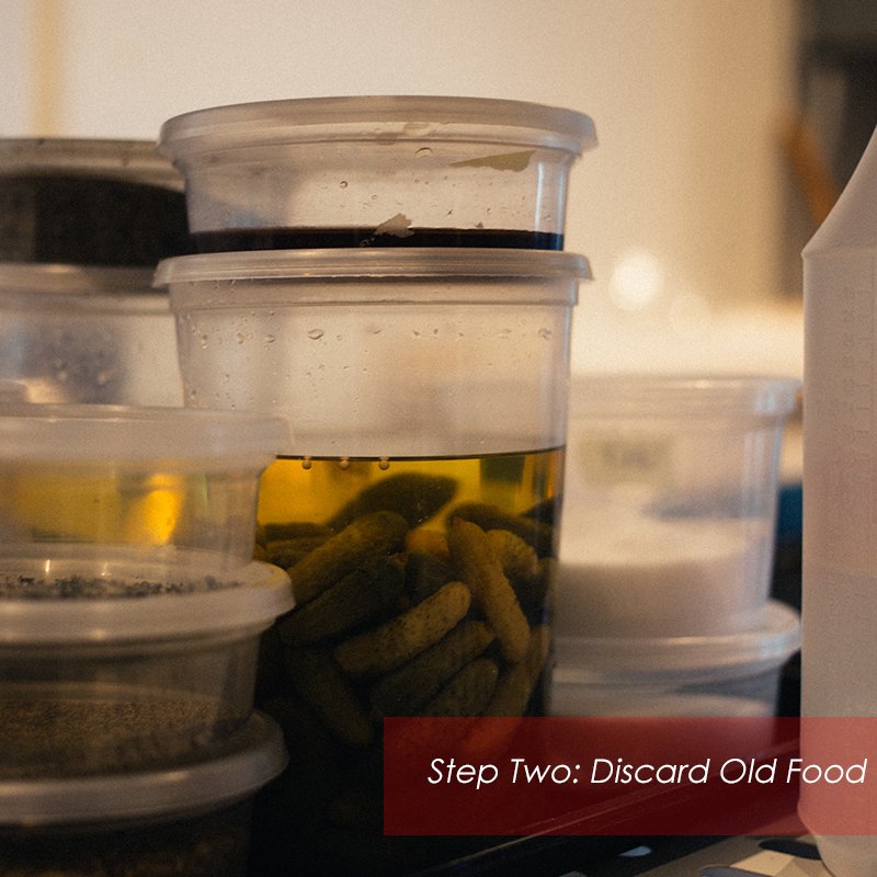 DannysAppRI's tweet image. As you are transporting your food from your fridge, check the expiration date and quality of the product. If any of the food looks or smells questionable or is expired, throw it out. #FridgeTips