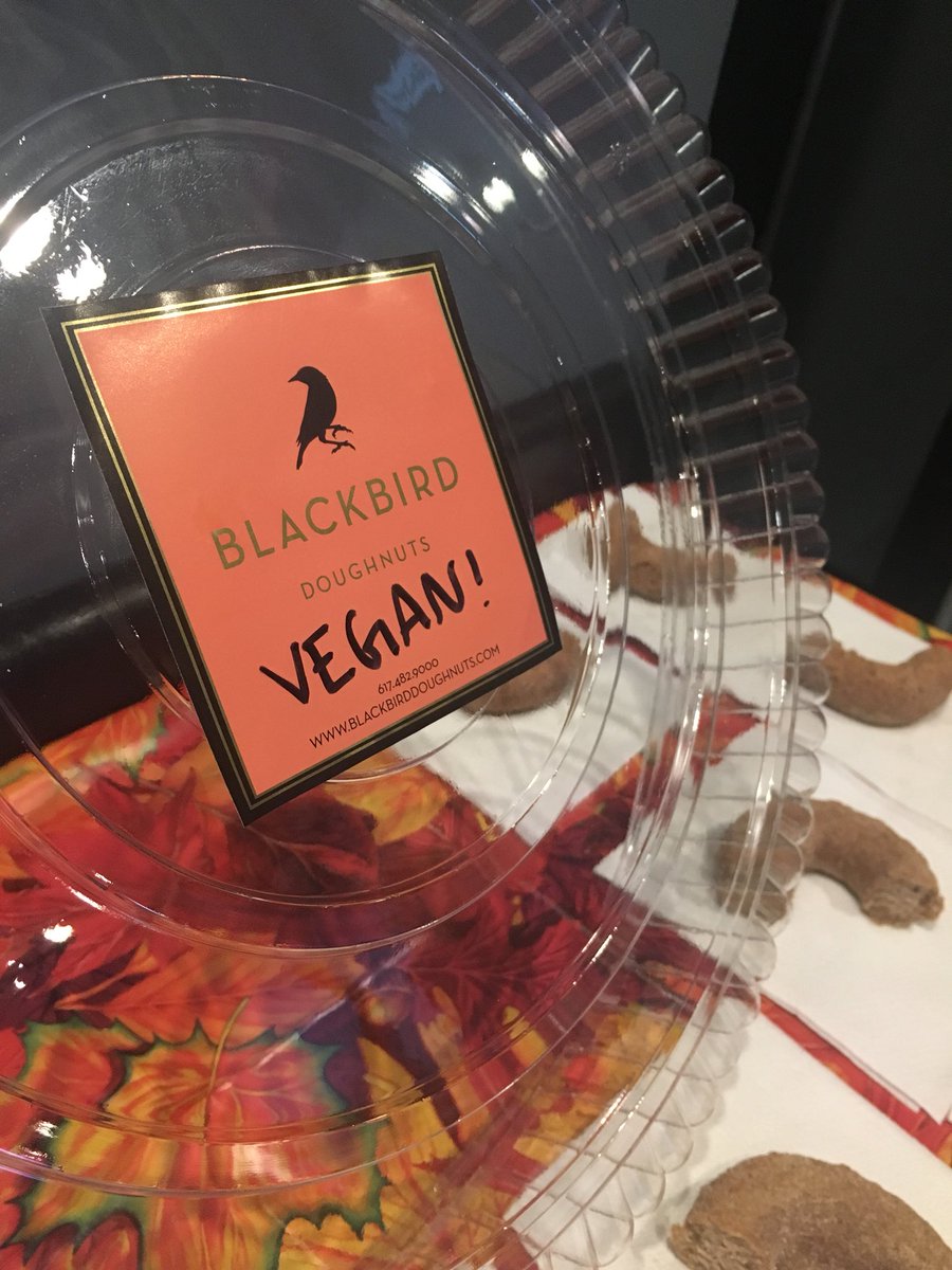 ECManeEvents's tweet image. #TastyTuesday is live in the multipurpose room! Come watch the pie eating contest, of grab some Blackbird cider doughnuts 😊🧡 happy fall!!