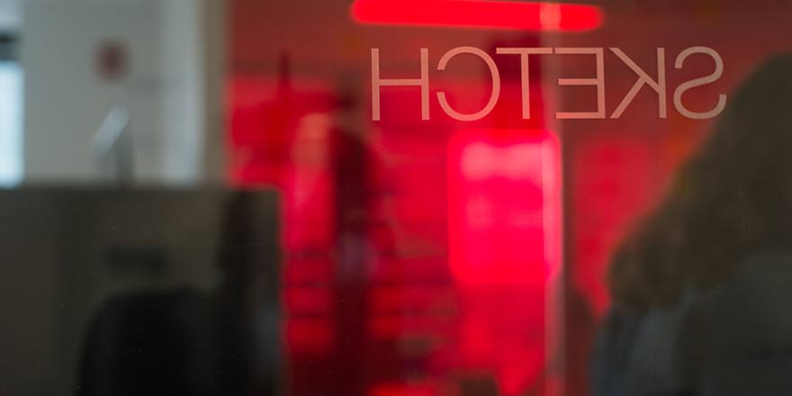 Solving problems is an often complex, everyday business challenge. Could the simple act of passing a pencil around the team provide solutions? pwc.to/2zXbsG0 #sketching