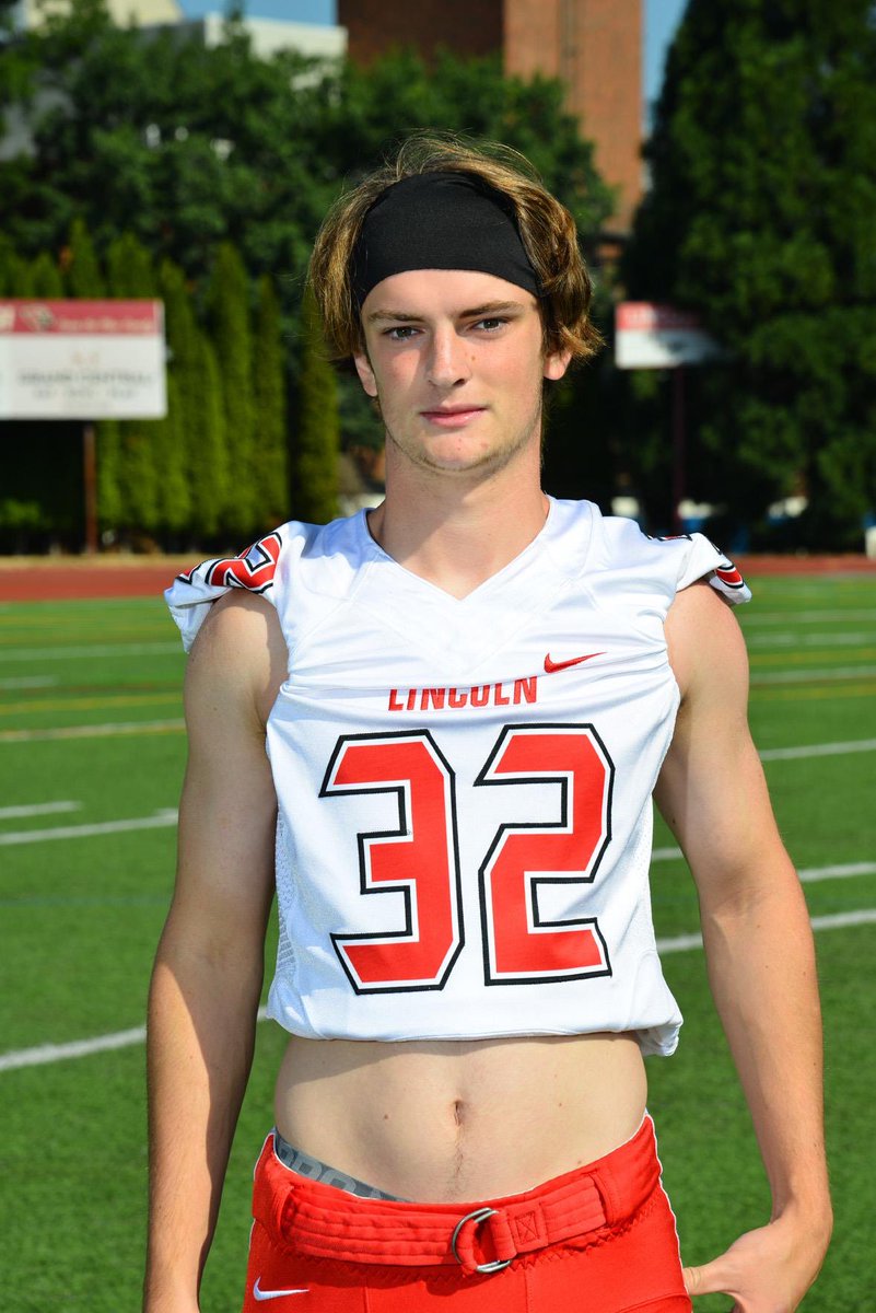 Senior Spotlight on Grant Miller #32: WR, DB.  He's "all in" at Lincoln, starting in 3rd grade for LYF! So fired up, he moved less than a block away from Mike Walsh field. #Committed #MillerTime   #GoCards