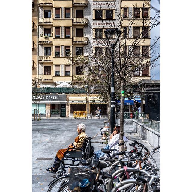 enzus's tweet photo. Parked
.
.
.
.
.
#seniors #daycare #icecream #outside #parking #SPiCol #spicollective #eyeshotmag #streetphotography #street_photo_club #streetphotography_color #ig_street #ig_streetphotography #storyofthestreet #life_is_street #urbanandstreet #StreetLi… https://t.co/tE4vHoe2Bt https://t.co/eUnZREX8xw