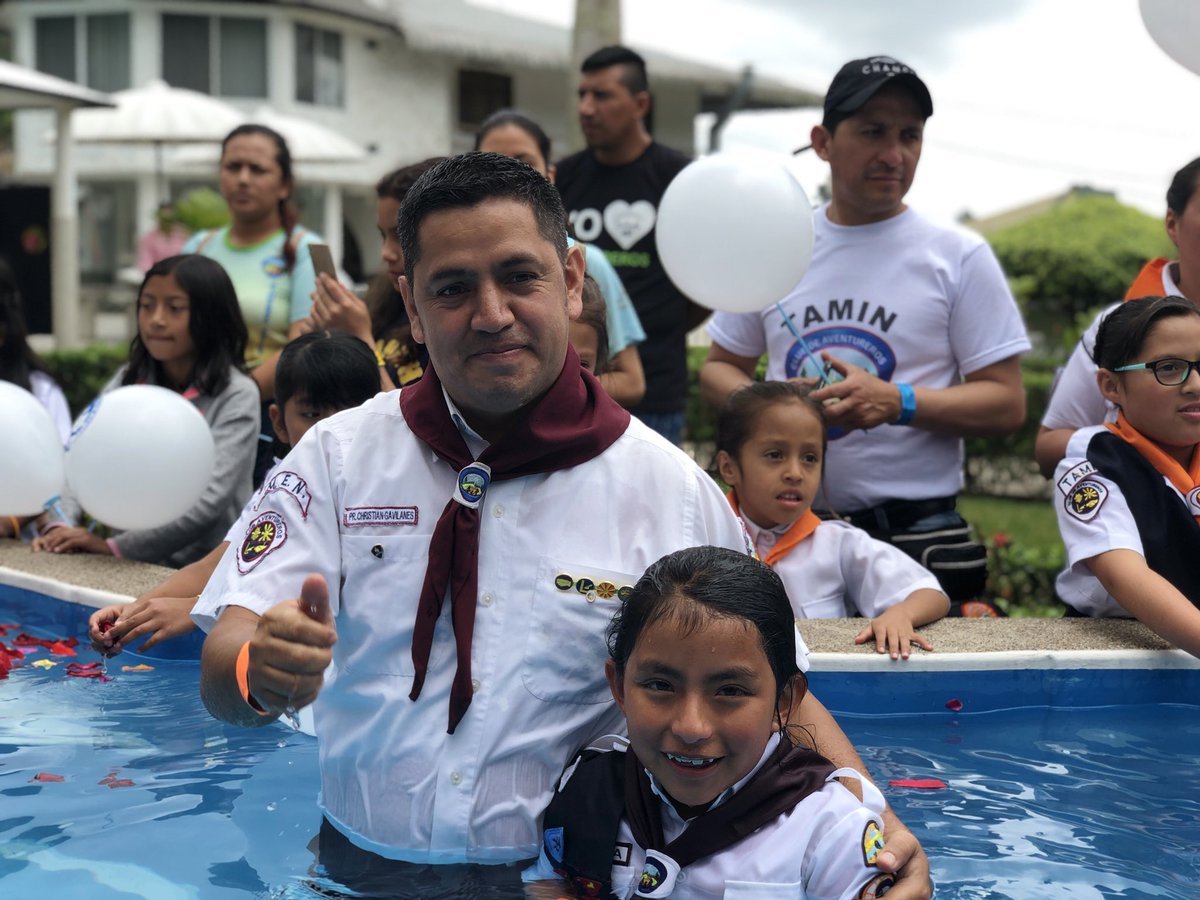 chrisgavilanes's tweet photo. Vidas transformadas en nuestro #AventuriBucay “Yo Conozco Mi Historia” @udolcy @ricardopenafiel https://t.co/KBUq7tgFZ4