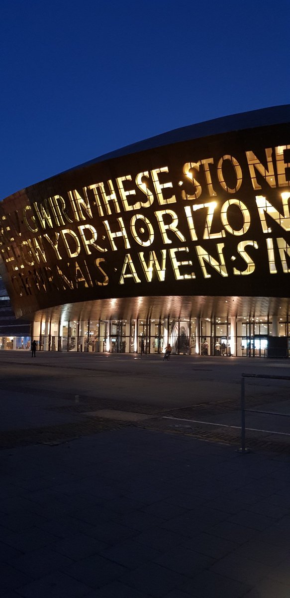 It's the kind of venue you be kicking yourself if you'd ask someone where it is

Millenium Centre with <a href="/RobBrydon/">Rob Brydon</a> what a great gig 

I'm doing a smaller one. Still in Cardiff mind. 23rd March Exit 7
Tickets bit.ly/AndrewBird23Ma…