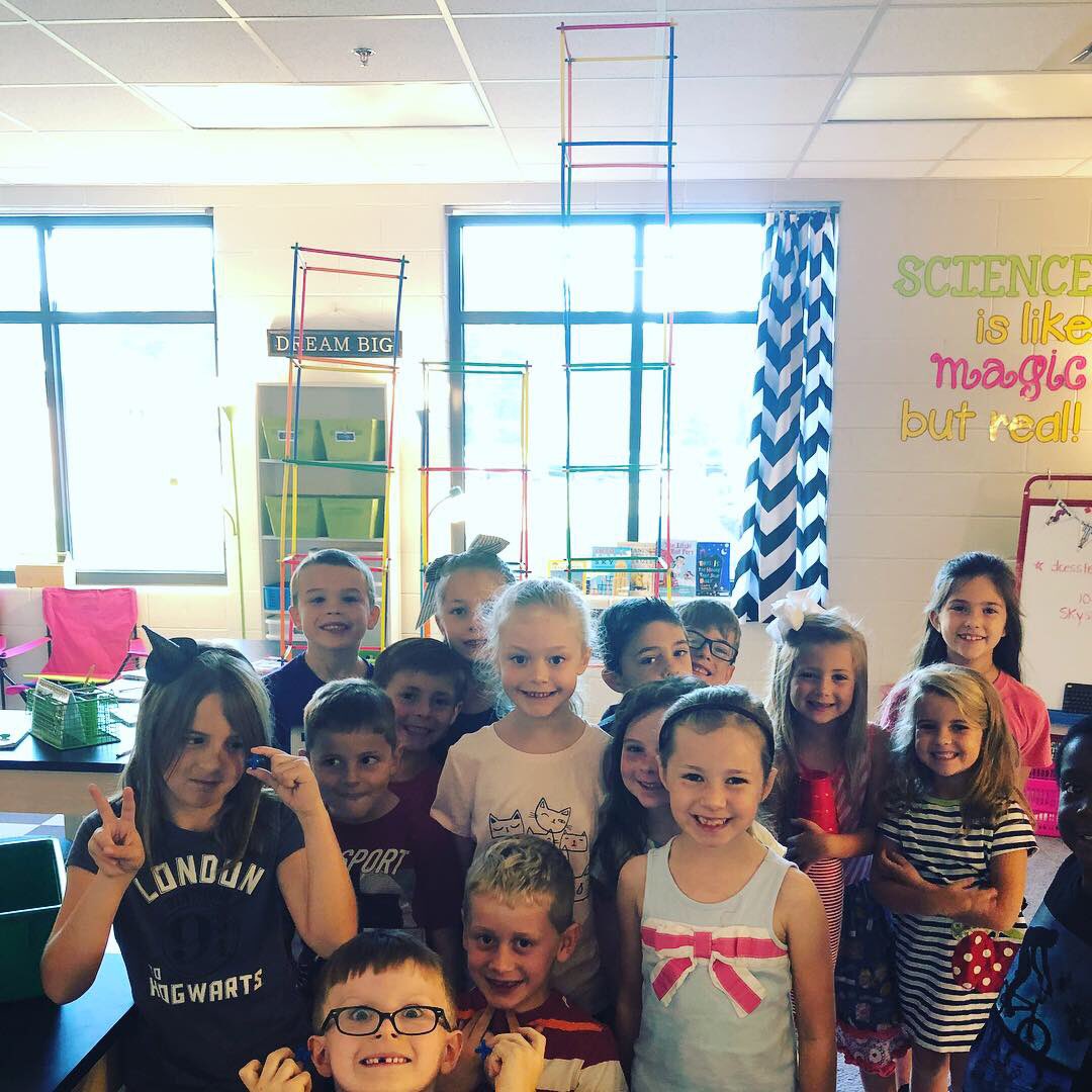 dcesstem's tweet photo. #Kindergarten and #FirstGrade skyscrapers that are taller than Mrs. Hilley! ๐๐ท๐ฝโโ๏ธ๐
#challengeaccepted #ConstructionJunction #Launch #Unit5 @DcesDragons https://t.co/KKqhDv2XAd