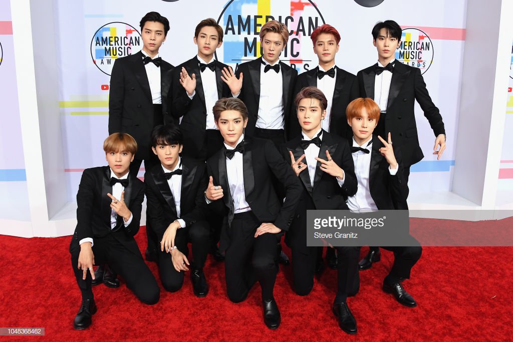 piratekingeight's tweet photo. [#Foto] #NCT127 no Tapete Vermelho do #AMAs!
-LiaKim 
#NCT127_RedCarpet https://t.co/jUdJFe2wao