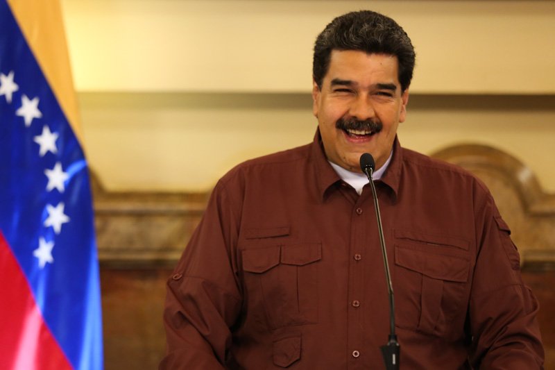 PresidencialVen's tweet photo. #EnVivo 📹 | “Celebro que estemos preparándonos con esa juventud para operar el satélite Guaicaipuro, el cuarto satélite que vamos a lanzar junto a China”, afirmó el jefe de Estado @NicolasMaduro #TecnologíaAlServicioDelPueblo https://t.co/g0F9XROHUf