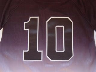 10月10日はキャプテンの日

その重みは背負わないとわからなチームを引っ張り、いつも怒られ役で出演
でもその存在感は抜群おおきいいつもありがとうキャプテン
No.10  キャプテン