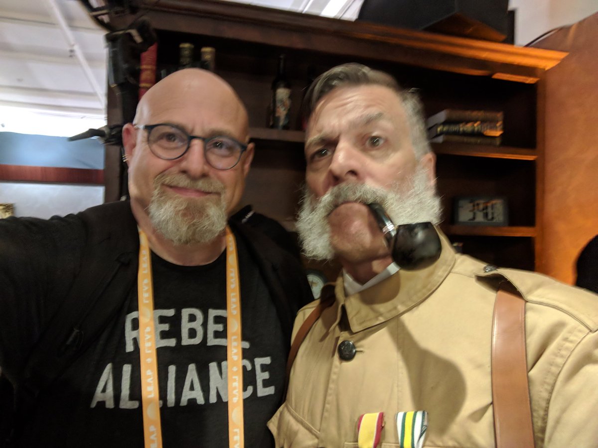 CharlieFink's tweet photo. In nerd heaven #leapcon seeing the future of art, entertainment and invisible computing. Meeting @rabovitz was like meeting all four Beatles at once. His enthusiasm is contagious #AR #XR @magicleap https://t.co/lbrysHwoVk