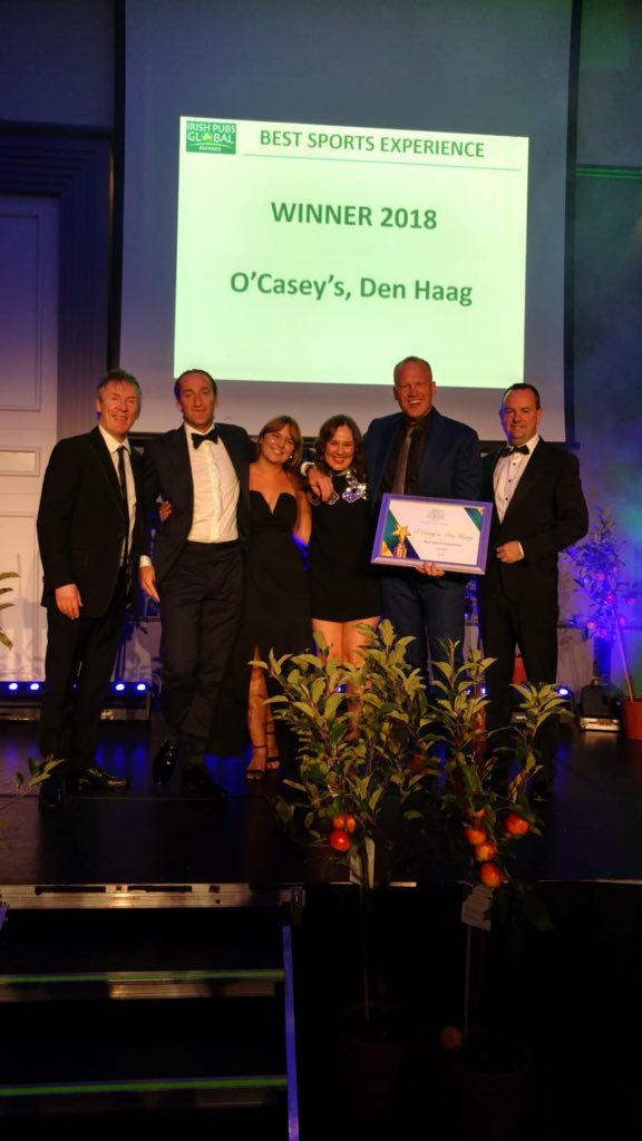 Ocaseysirishpub's tweet photo. @Ocaseysirishpub  wins at the annual pub awards in Ireland ‘Best sports bar in Europe’ #denhaag #nosjournaal #tvwest #westonline @westonline @jeroenpauw #sportsbar @denhaag @MissetHoreca @KHNafdDH https://t.co/5m7OJZu2wG