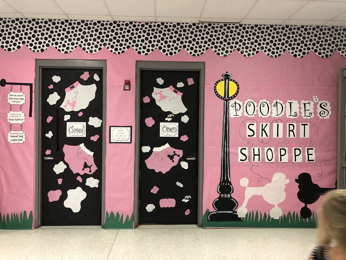 ACStudentCo's tweet image. Freshman hall for the Hoco hallway contest. 2022 on point. #PantherPityParty