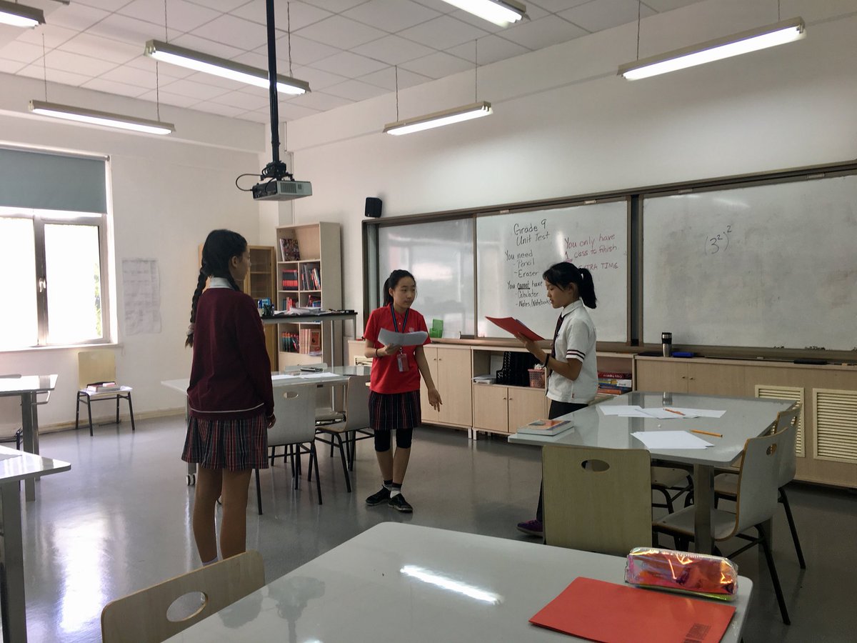 3 rehearsals for “I Don’t Want to Talk About It” happening simultaneously with our awesome student directors and choreographers! #leadership #community #StageCatsTalkAboutIt #CISBStageCats #myCISB