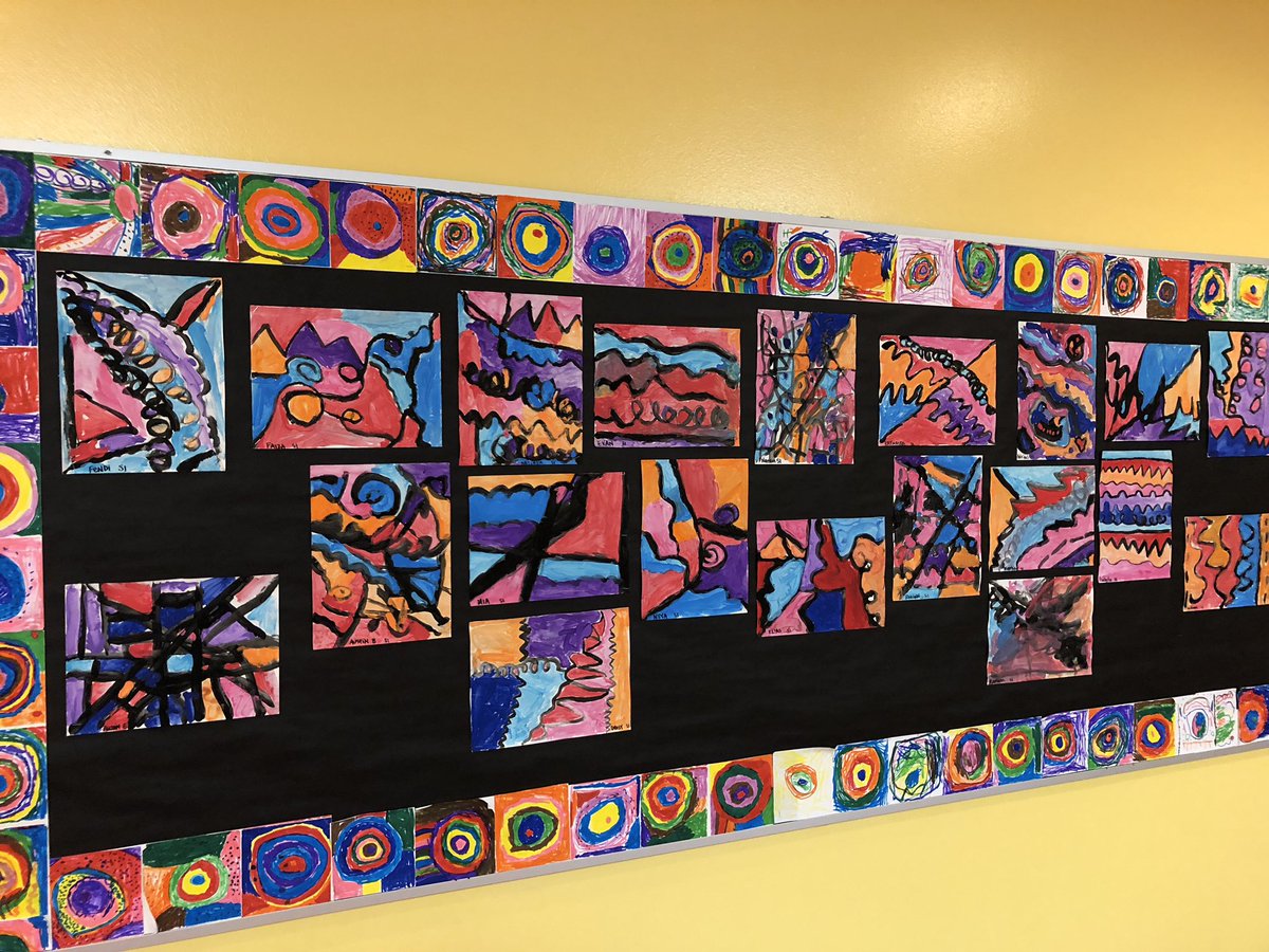 WalnutBendES's tweet photo. Our students are creating and filling the halls with beauty! @houartsaccess #HISD https://t.co/vKqiOqxGg9