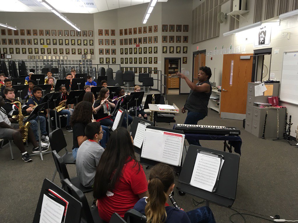 CHC Bands (@chcbands) on Twitter photo Lois Wiggins working with chc 8th graders! <a href="/CHCPrincipal/">Sheri Patterson</a> @chckline @LHCMarshall <a href="/Giantbands/">Giantbands</a> Lois Wiggins working with chc 8th graders! <a href="/CHCPrincipal/">Sheri Patterson</a> @chckline @LHCMarshall <a href="/Giantbands/">Giantbands</a>