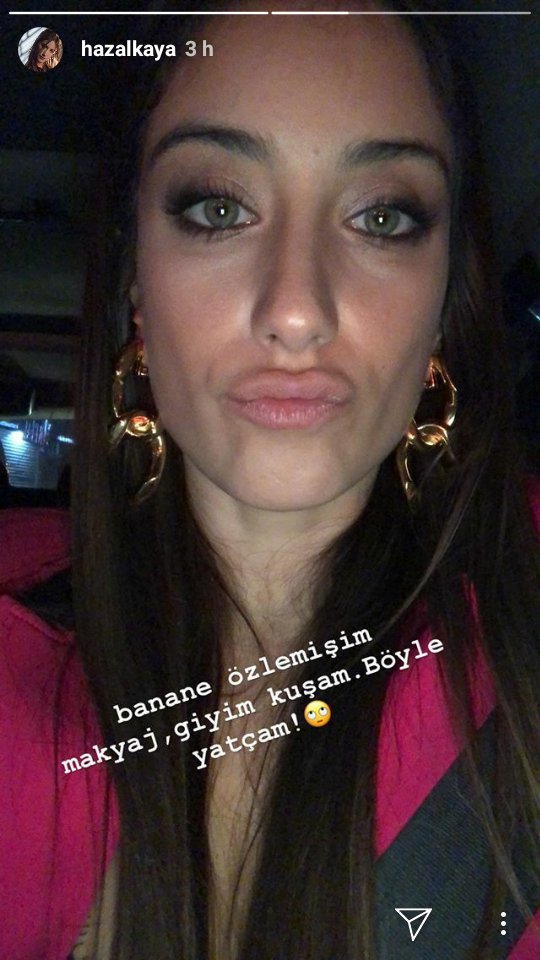 _BrncAnh's tweet photo. Aaaa estoy eufórica, Burak también está presente ❤❤❤ divinas historias de Hazal con Burak y Yağiz ❤
#HazalKaya #BurakDeniz #FoxNetworksGroup https://t.co/cKaPK7BdUR