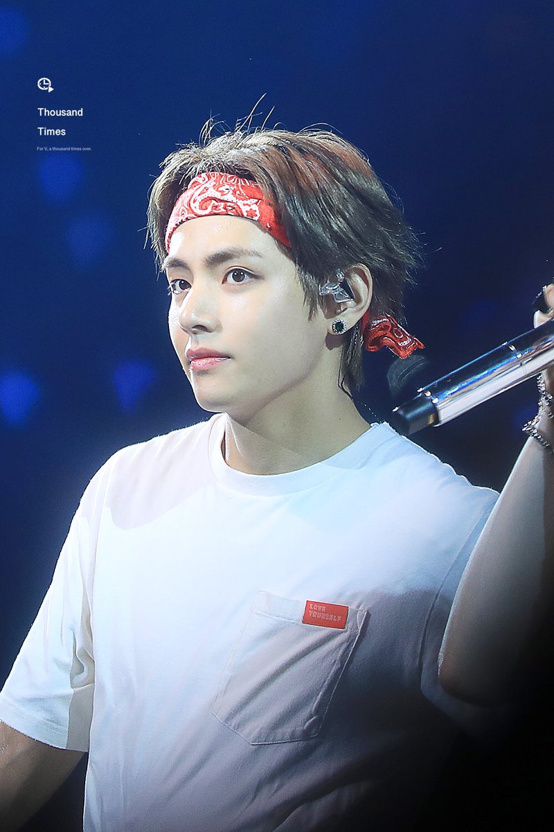 THOUSANDTIMES_V's tweet photo. 20181009 HD
#뷔 #태형 #V #태태 #김태형 #kimtaehyung #BTS⁠ ⁠⁠ ⁠ #방탄소년단 @BTS_twt https://t.co/NiFJMelqzM