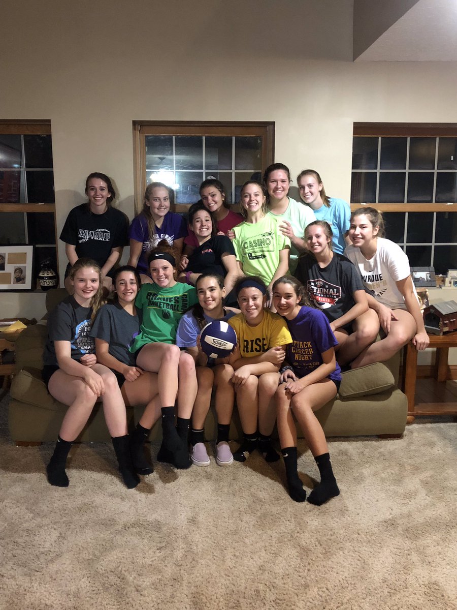 ghs_vb's tweet photo. Sectional Prep: Great meal ✅ Shared stories ✅ Tye-dying ✅ Tons of laughs🤣💓. Ready for Thursday’s game @ 6 against Lebanon. 🐯🏐💪🏼.  Huge thank you to the Wrights for hosting and helping make memories! @IHSAAvb @GHSTigerCubs #vbsistersarethebest #team4life https://t.co/ZlxpS1pN8X
