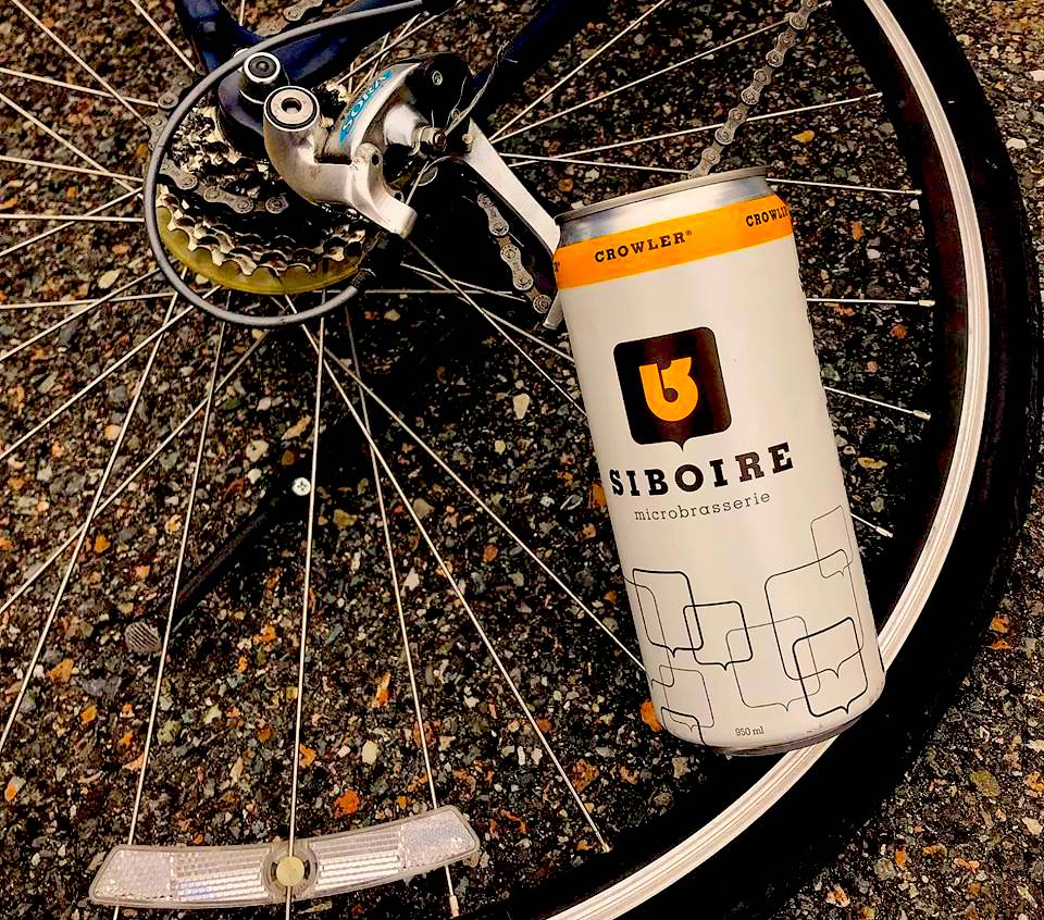 Our classic Belgian IPA, La Déraillée, is back on the start line for a fourth year now! Will you be there to taste our 2 beers on October 20-21? 🙉🍻🚀🚲🌞