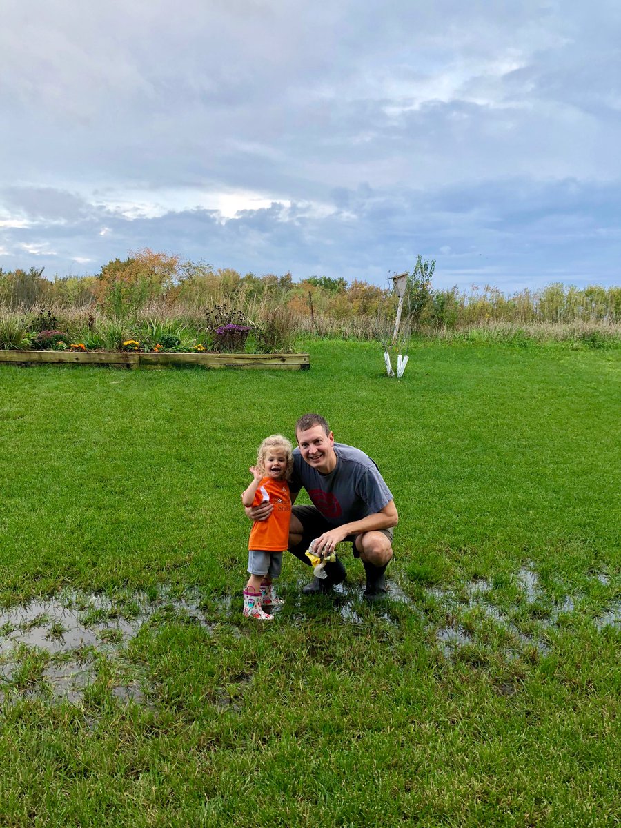I can vouch that jumping in puddles is all it’s cracked up to be. ⁦<a href="/NWSQuadCities/">NWS Quad Cities</a>⁩ here’s one kid hoping for more rain.