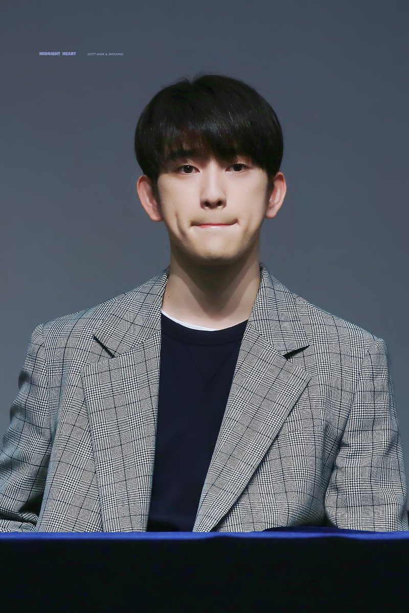 MidnightHeartmj's tweet photo. [HQ] 
181009 팬싸
🧚🏻‍♀️💪🏻

#GOT7⁠ #갓세븐⁠ #Jinyoung #진영 
#Lullaby⁠ https://t.co/lC54bjWUt2