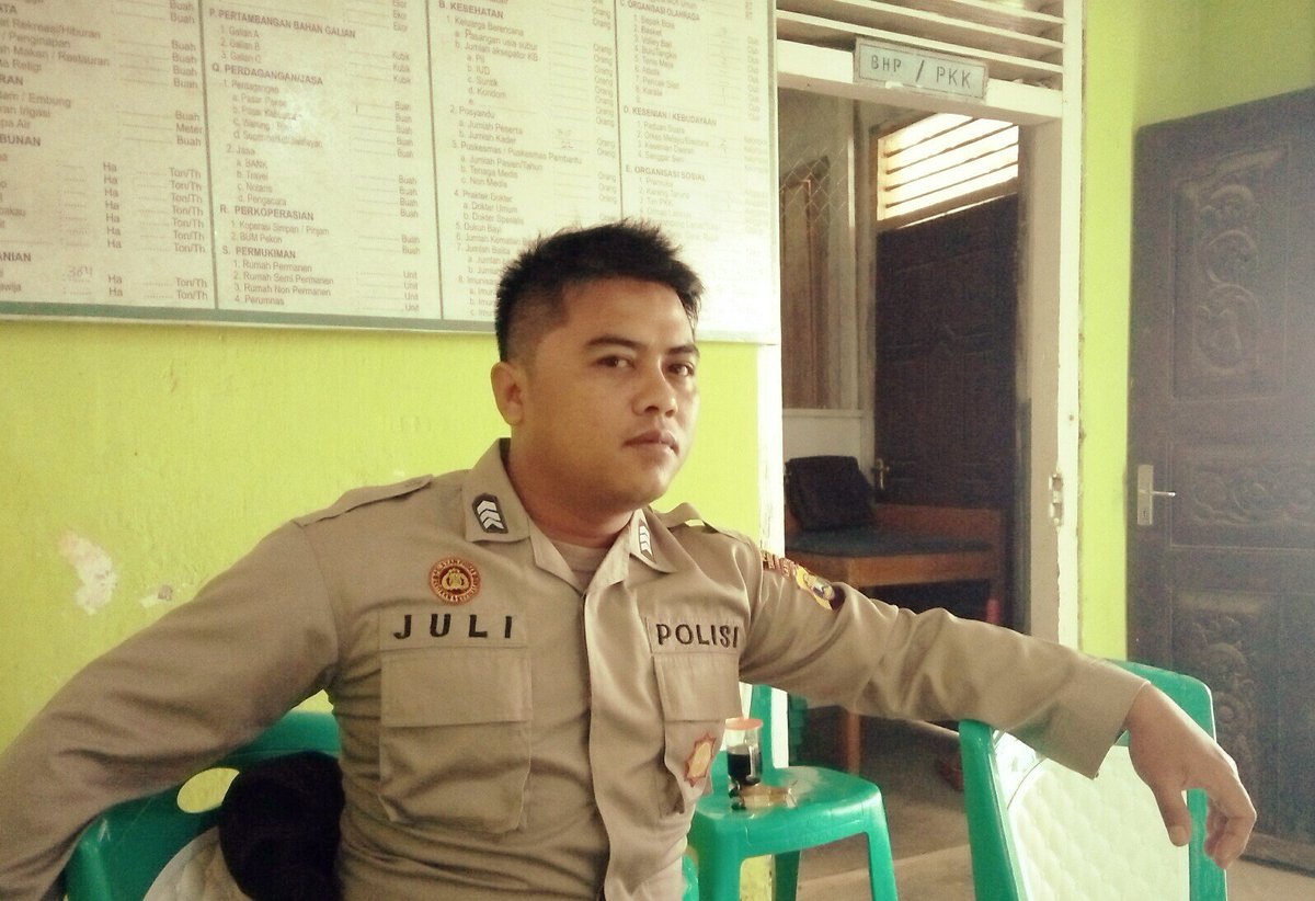 Juli_irawan's tweet photo. Pam Pilkakon https://t.co/XALkeD5NuH