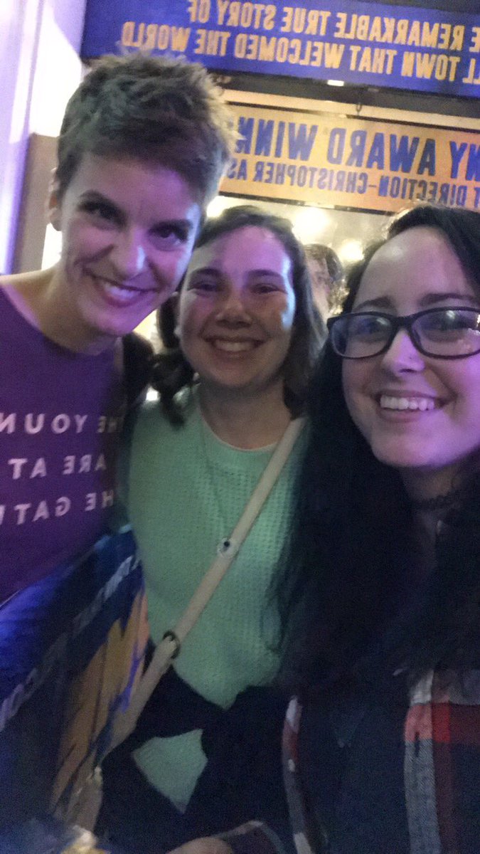 I finally got to applaud @jenncolella for #MeAndTheSky and the rest of her performance! What an incredibly gorgeous human being inside an out. Was such a pleasure to meet her! #MakeImpacts #DoGood